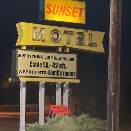 Sunset Motel Santa Rosa, Nm Exterior photo